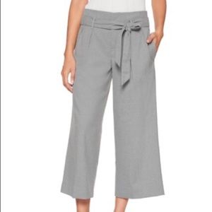 Tie Waist Grey Pleat Crop Pant - Size 6